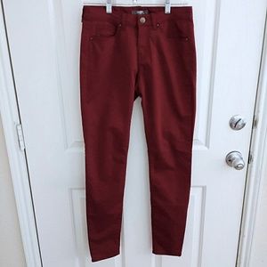 Midrise skinny jeans RUBY RED Size 6